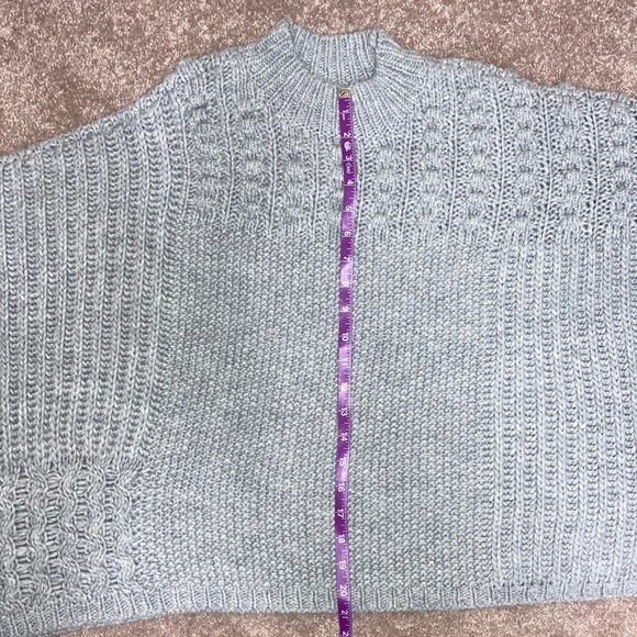Club Monaco grey sweater poncho xs/s - Picture 7 of 9